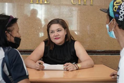 Las Piñas sustains legacy of green card program.